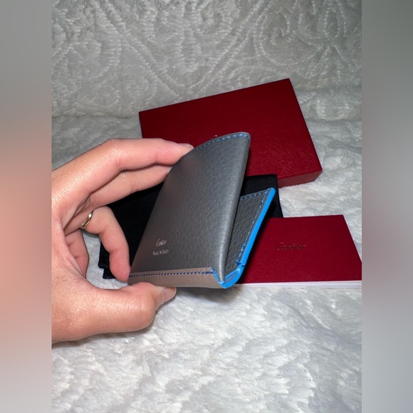 💯 Authentic 🫶🏻 Cartier Leather Card Holder - Picture 5 of 7